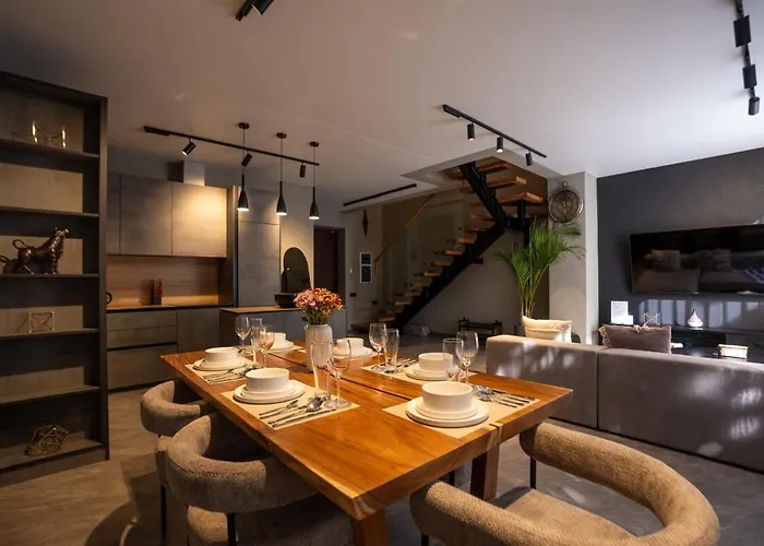 Swoi New Lux 2br In Canggu