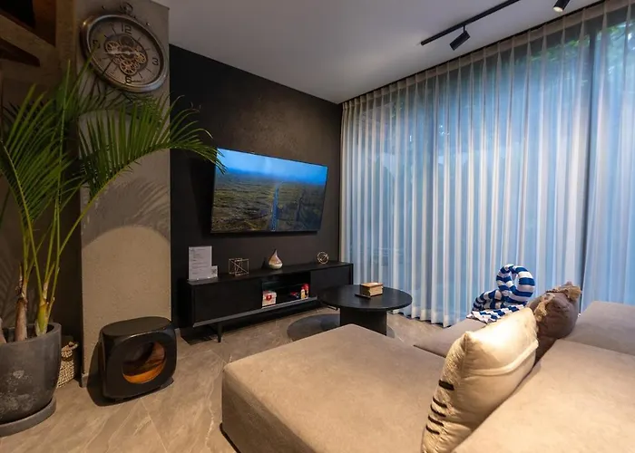 Swoi New Lux 2br In *